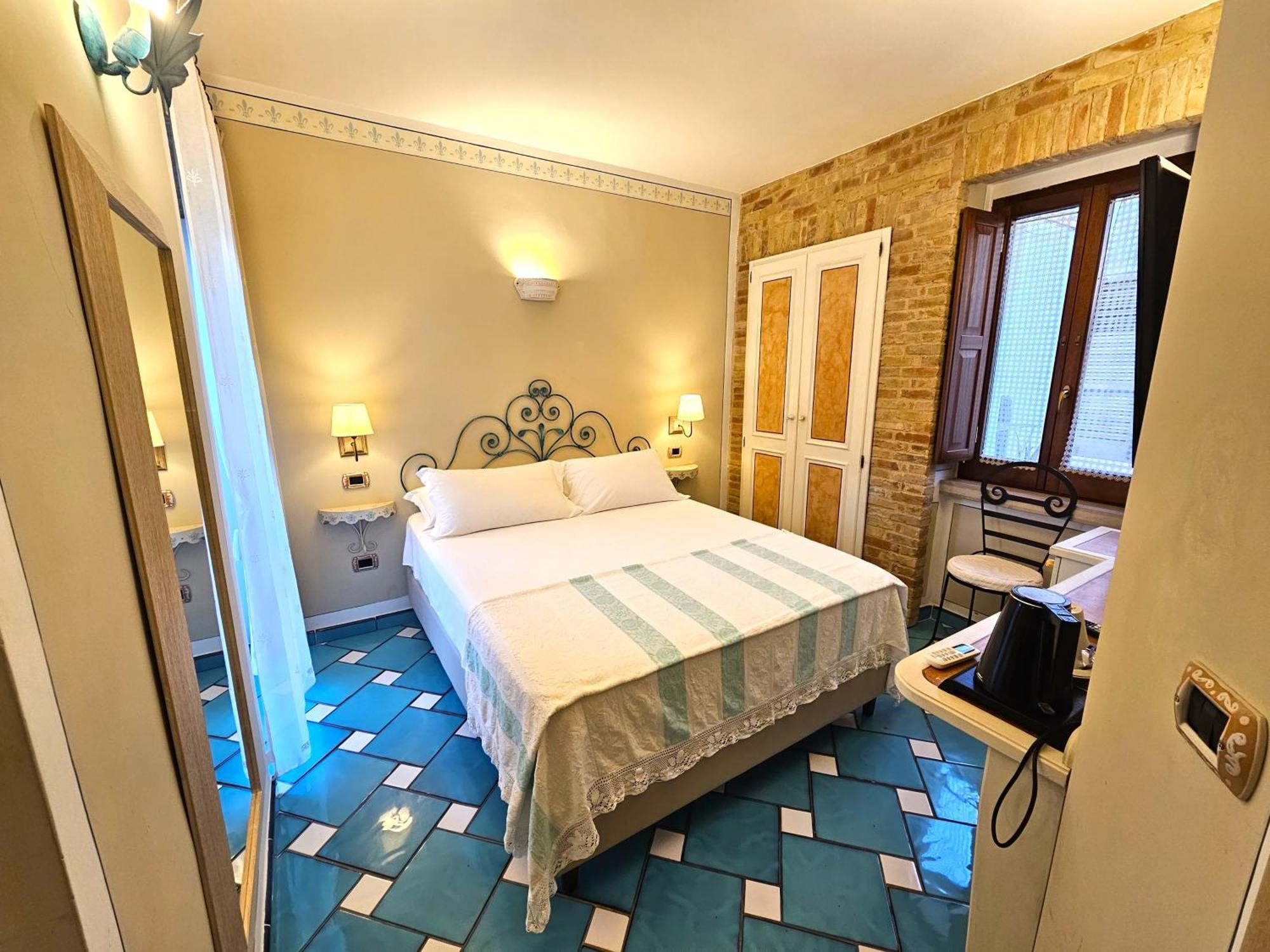 Bed and Breakfast Residenza Sveva Termoli Exterior foto